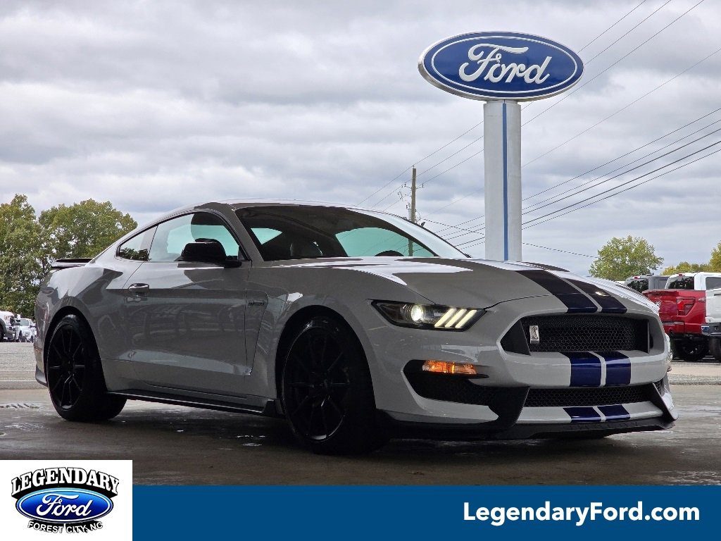 Used 2016 Ford Mustang Shelby GT350 w/ Technology Package image 2