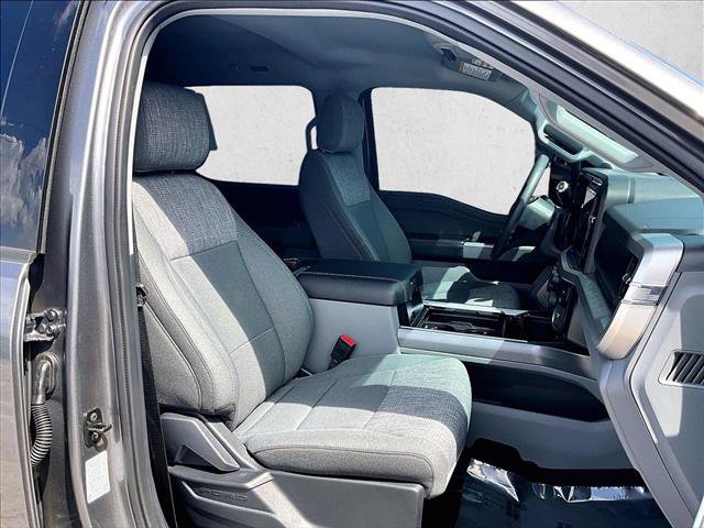 Used 2024 Ford F350 XLT w/ Black Appearance Package AWD/4WD image 9