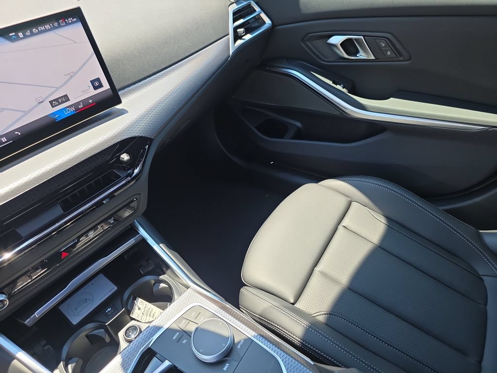 New 2026 BMW 330i xDrive Sedan w/ M Sport Package AWD/4WD image 19