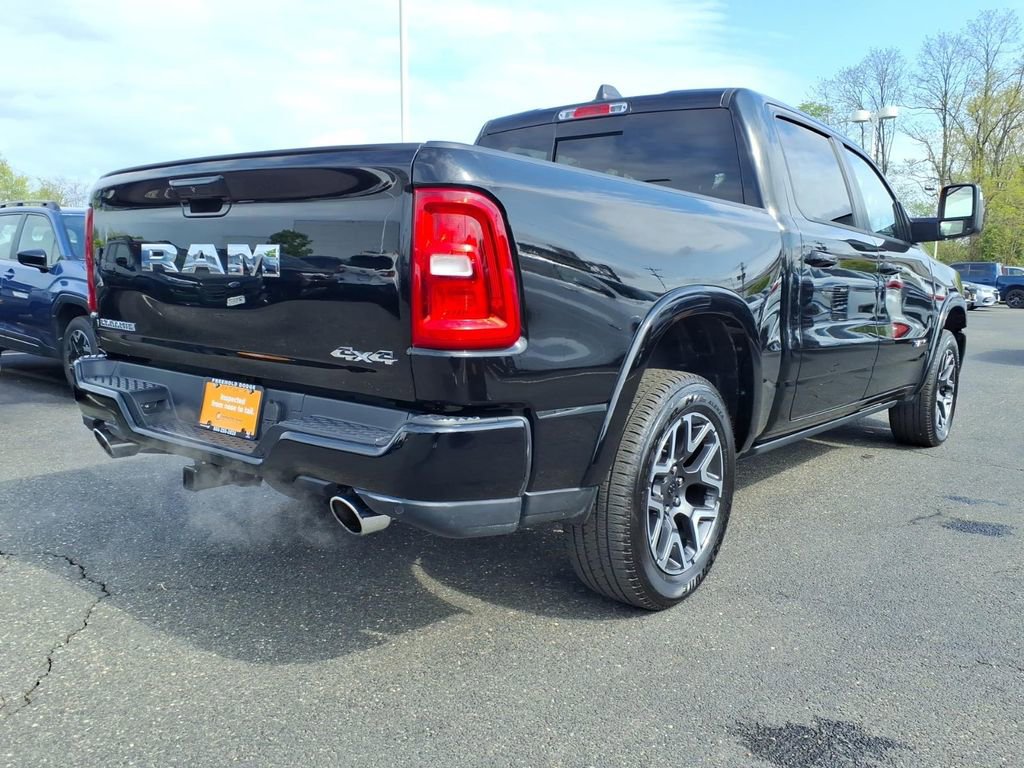 Used 2025 RAM 1500 Laramie AWD/4WD image 18