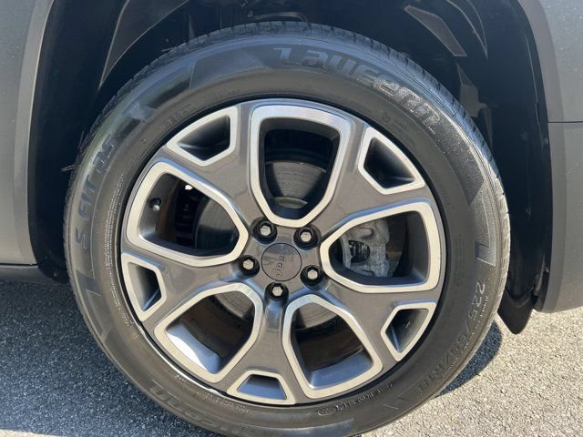 Used 2016 Jeep Renegade Limited FWD image 15