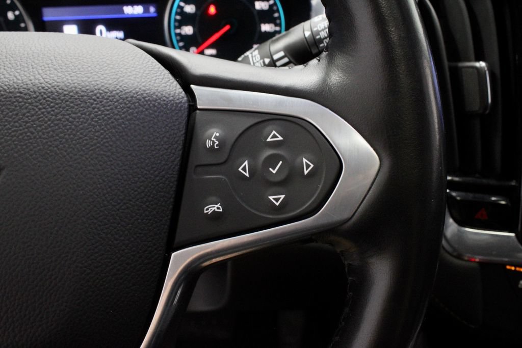 Used 2021 Chevrolet Traverse Premier w/ Redline Edition AWD/4WD image 29
