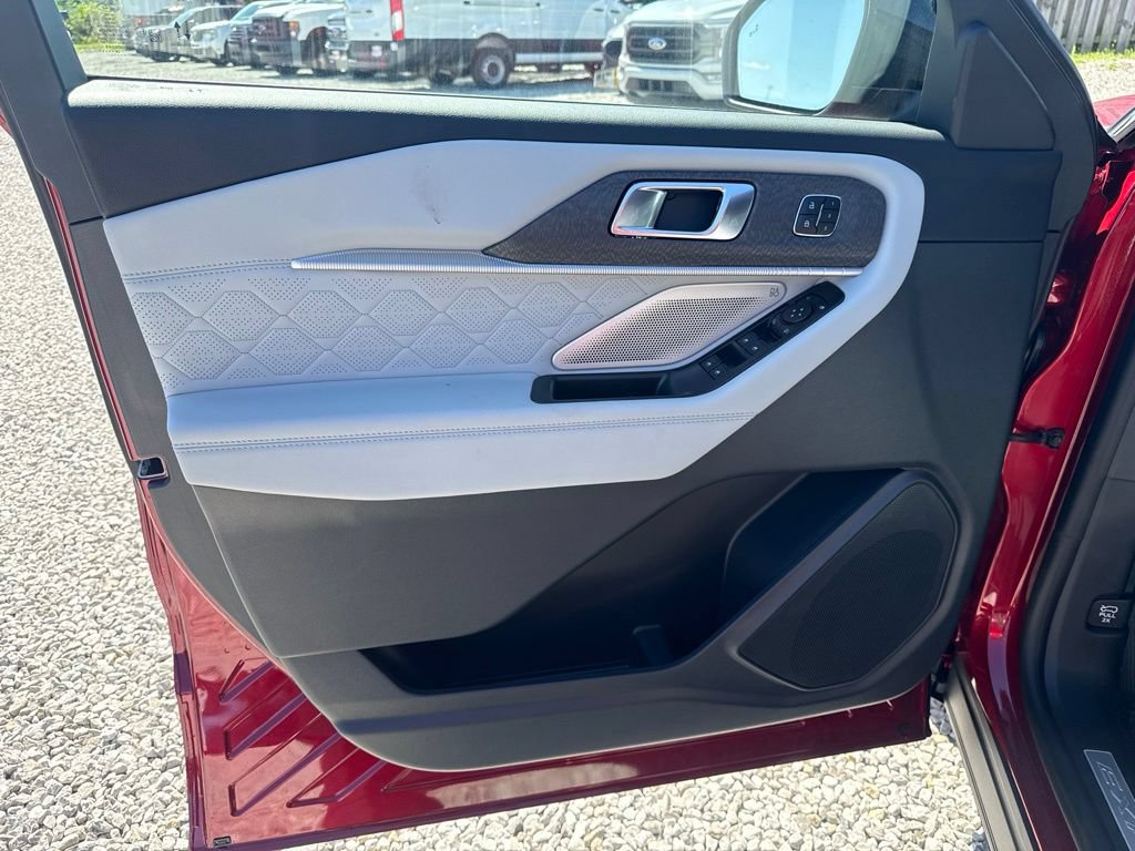 New 2027 Ford Explorer Platinum w/ LUX Leather Package AWD/4WD image 19