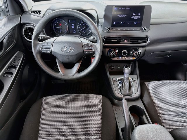 Used 2023 Hyundai Kona SE AWD/4WD image 27