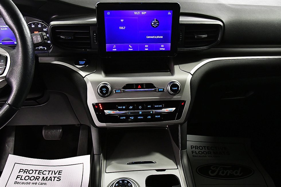 Used 2022 Ford Explorer XLT image 26