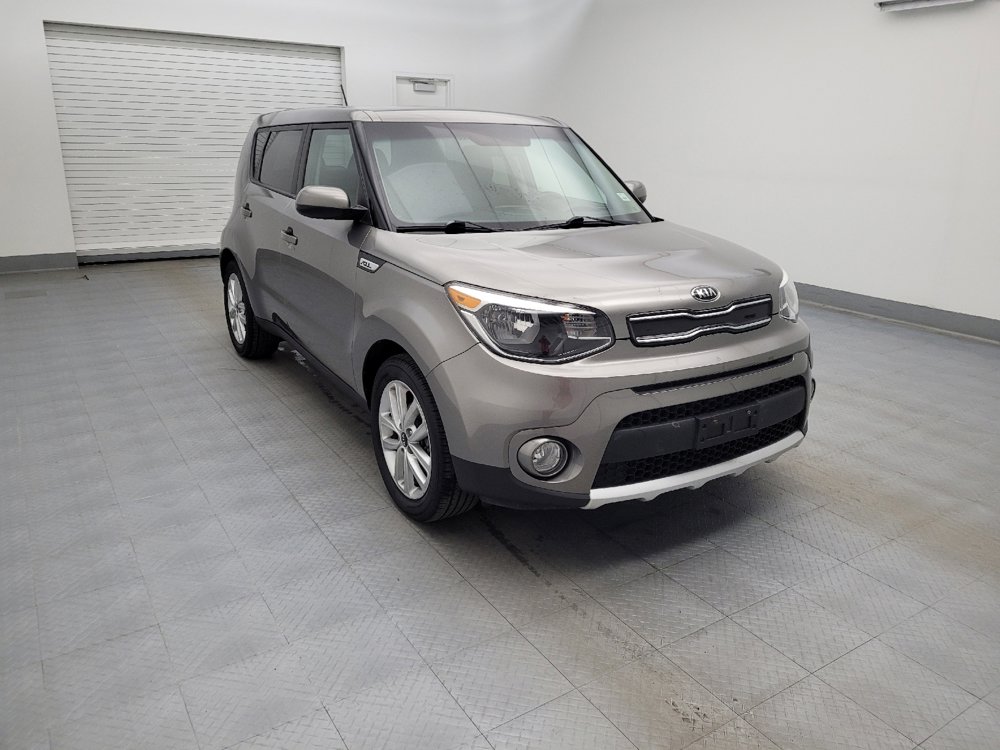 Used 2018 Kia Soul + image 13