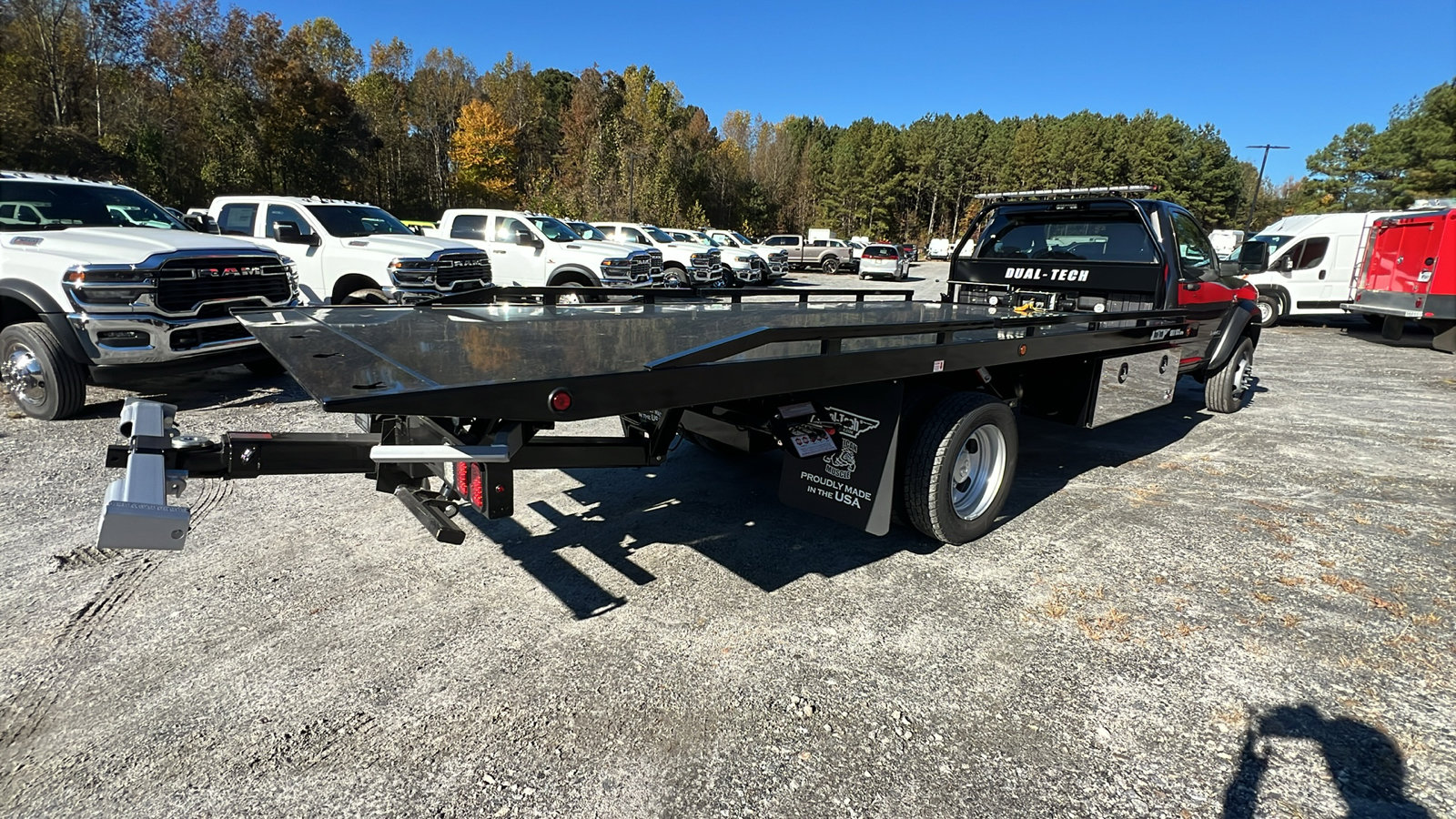 New 2025 RAM 5500 4x4 Regular Cab image 9