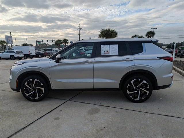 Used 2024 Mitsubishi Outlander SE image 7