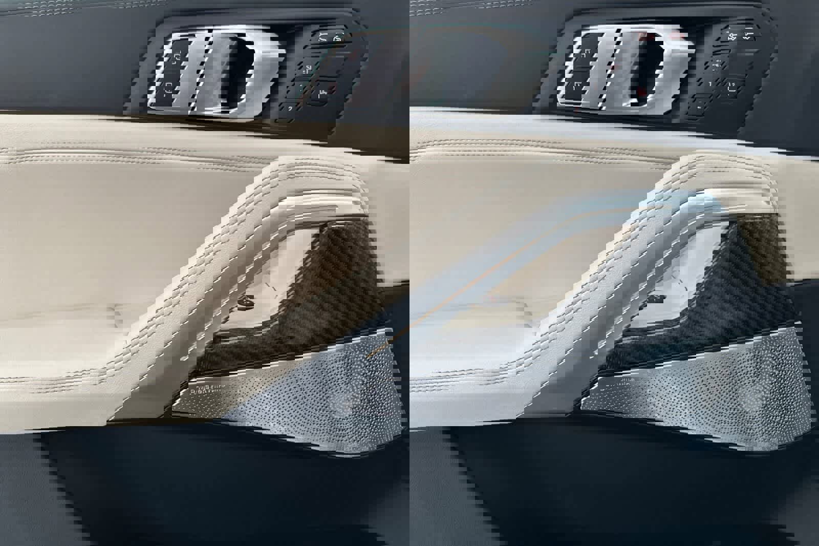 New 2026 BMW X6 M60i image 12