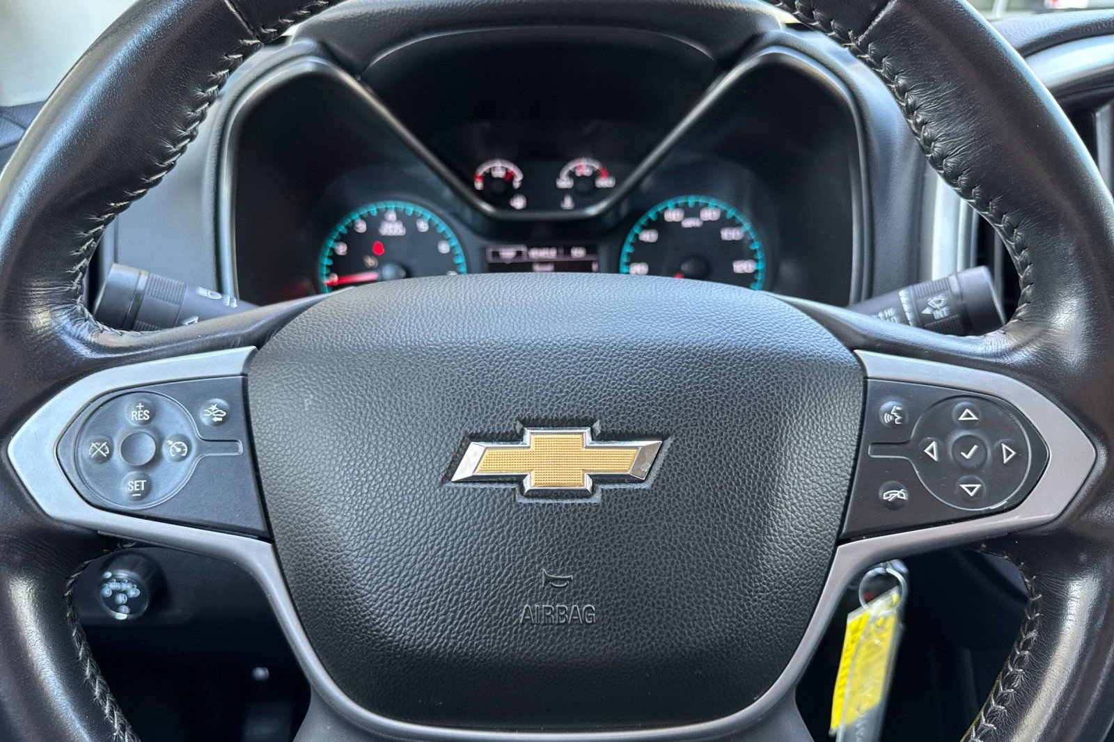 Used 2022 Chevrolet Colorado LT w/ Safety Package image 22