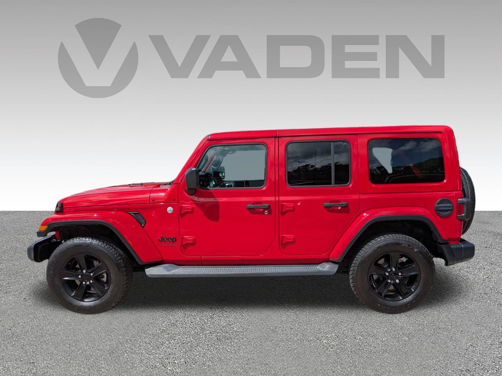 Used 2019 Jeep Wrangler Unlimited Sahara AWD/4WD image 26