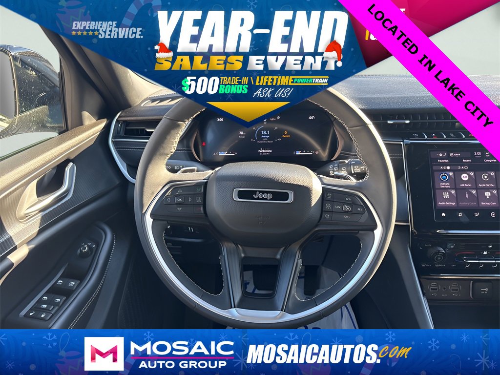 Used 2024 Jeep Grand Cherokee Altitude image 19