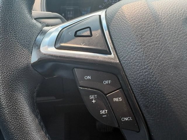 Used 2024 Ford Edge Titanium AWD/4WD image 23