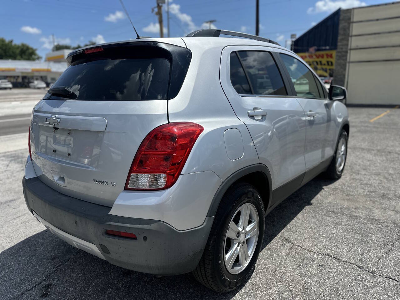 Used 2015 Chevrolet Trax LT w/ LT Plus Package FWD image 7