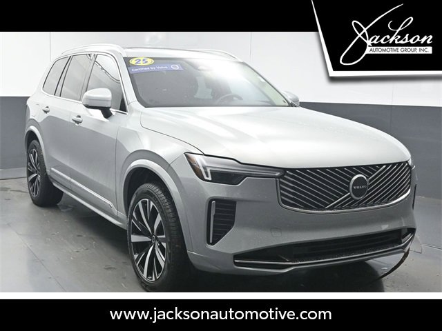 Used 2025 Volvo XC90 B5 Core w/ Protection Package image 1