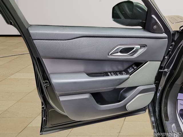Used 2021 Land Rover Range Rover Velar R-Dynamic S image 24