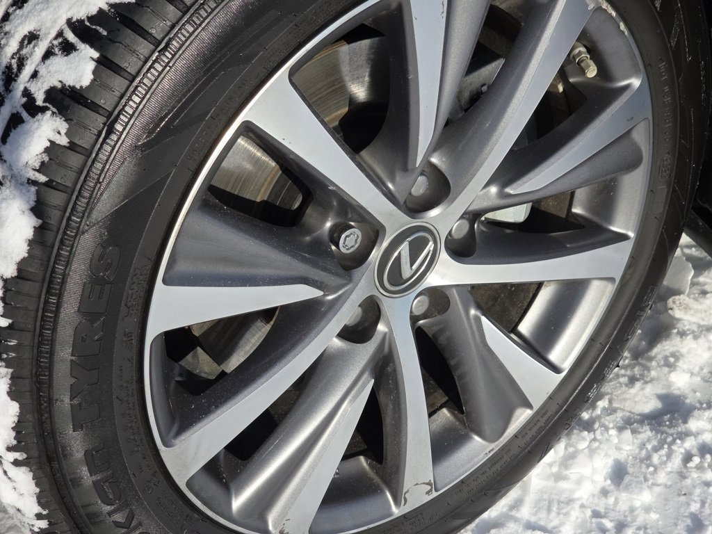 Used 2021 Lexus ES 300h w/ Premium Package image 21