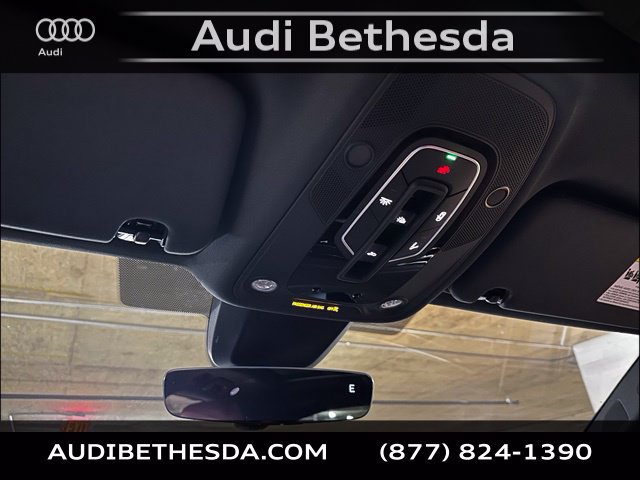 New 2026 Audi SQ7 Prestige AWD/4WD image 21