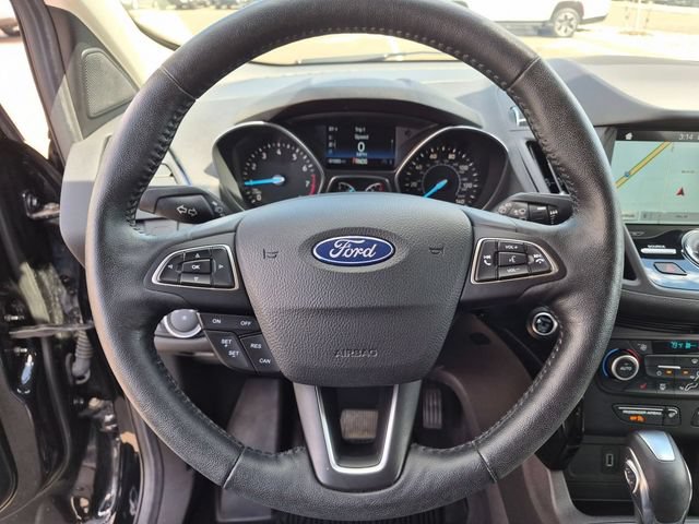Used 2019 Ford Escape Titanium w/ U9j03 - Titanium Tow Package AWD/4WD image 18