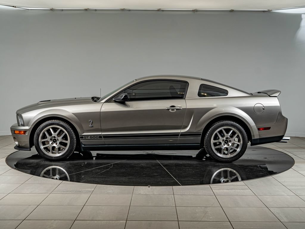 Used 2009 Ford Mustang Shelby GT500 RWD image 8