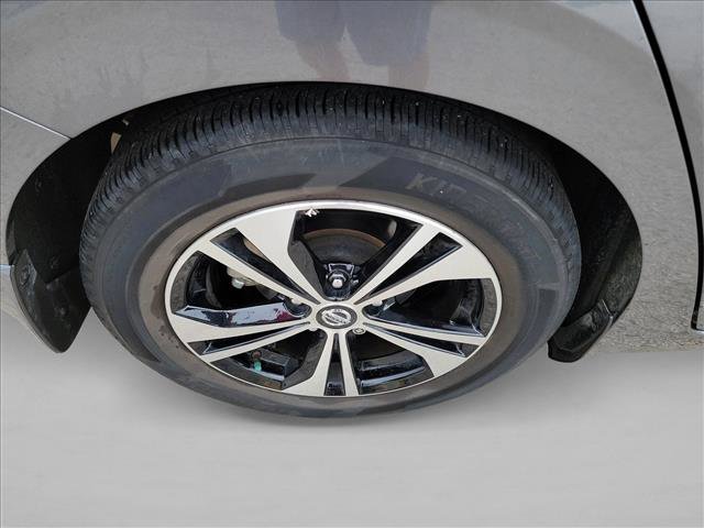 Used 2023 Nissan Sentra SV FWD image 11