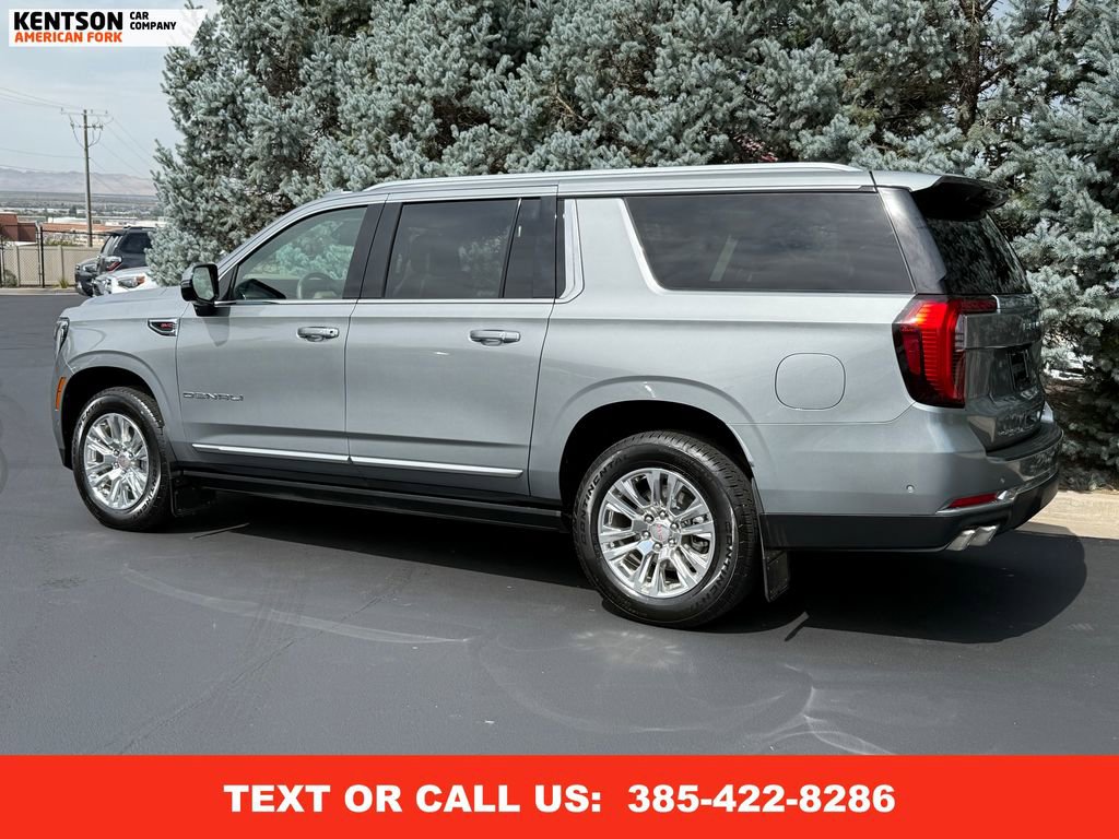 Used 2025 GMC Yukon XL Denali image 5