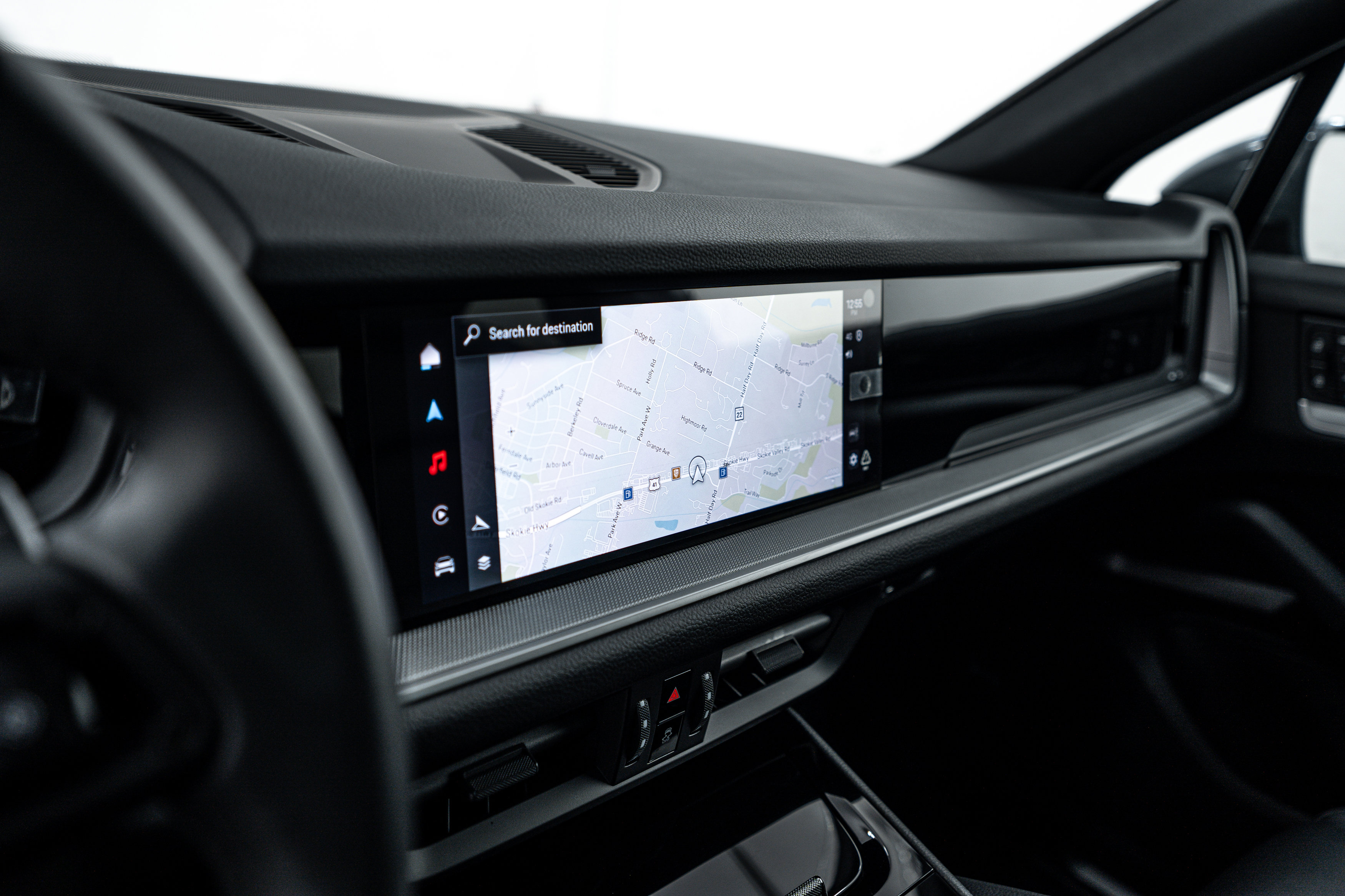 Certified 2025 Porsche Cayenne image 15