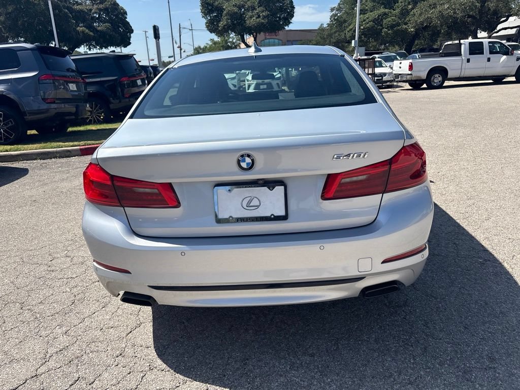 Used 2018 BMW 540i RWD image 4
