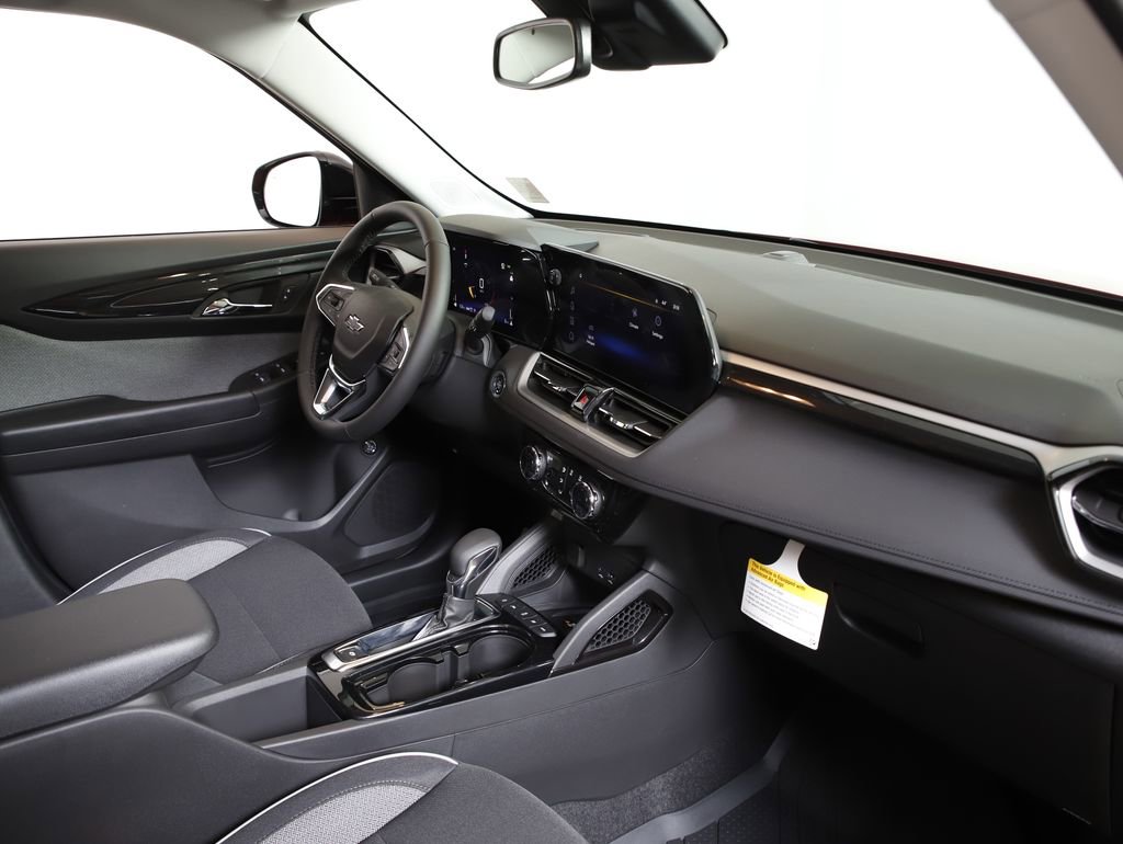 New 2026 Chevrolet TrailBlazer LT AWD/4WD image 11