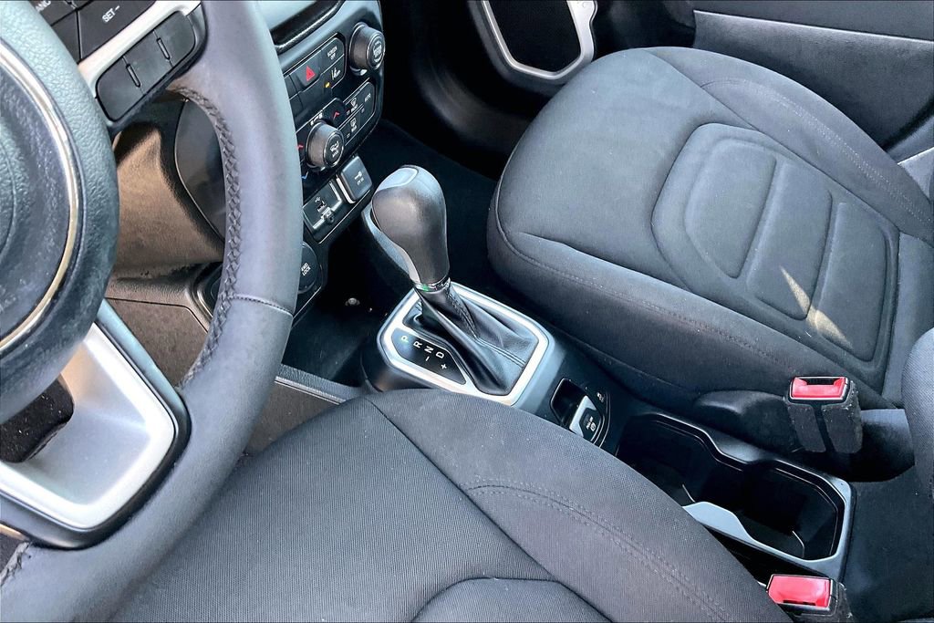 Used 2021 Jeep Renegade Latitude image 15