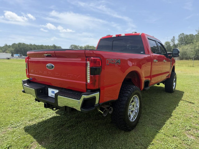 Used 2023 Ford F250 Lariat w/ Lariat Ultimate Package AWD/4WD image 5