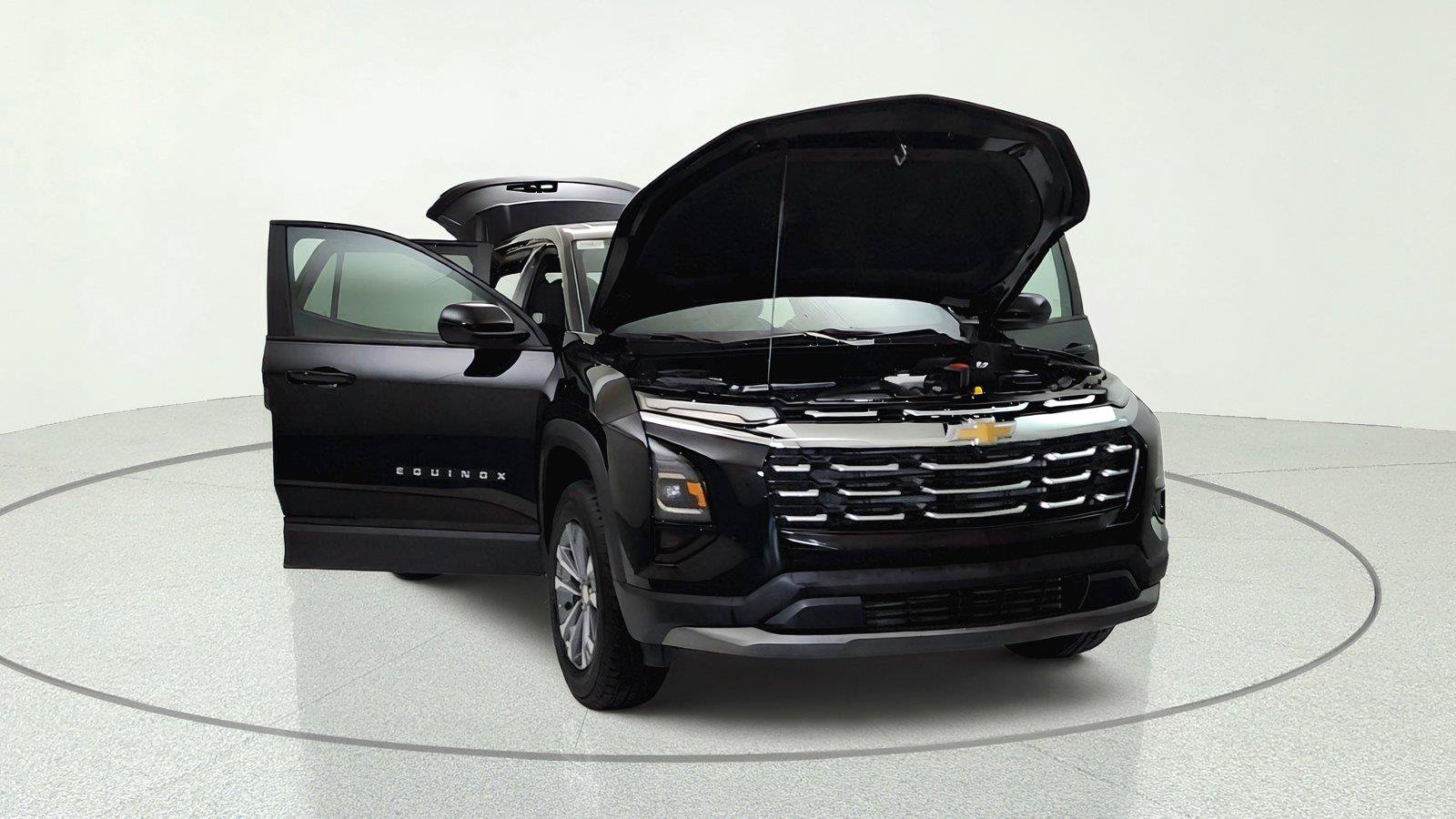 Used 2025 Chevrolet Equinox LT FWD image 9