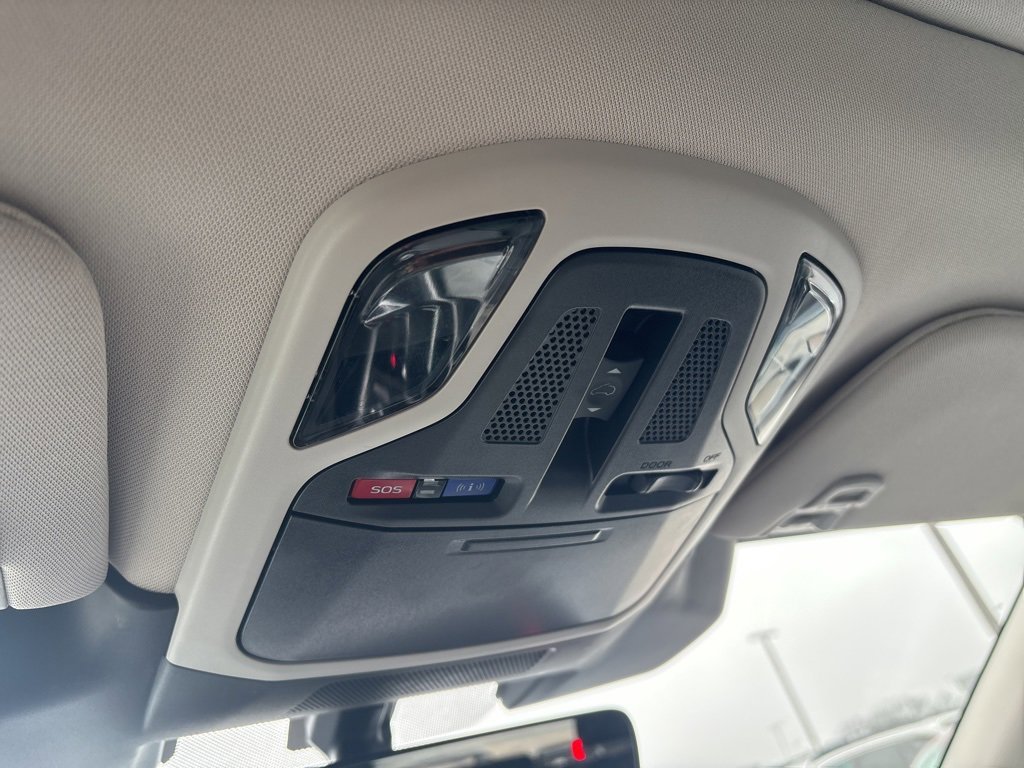 Certified 2025 Subaru Outback Onyx Edition image 23