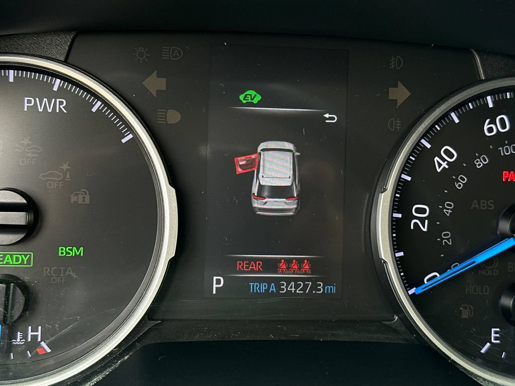 Used 2020 Toyota RAV4 LE AWD/4WD image 20