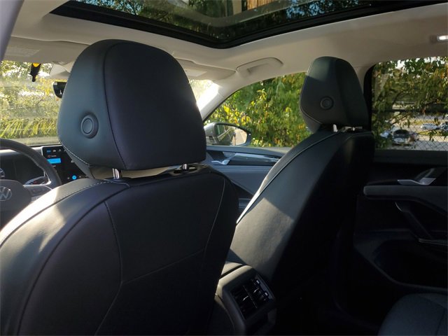 New 2026 Volkswagen Tiguan SE image 11