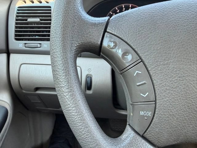 Used 2005 Toyota Camry LE FWD image 23