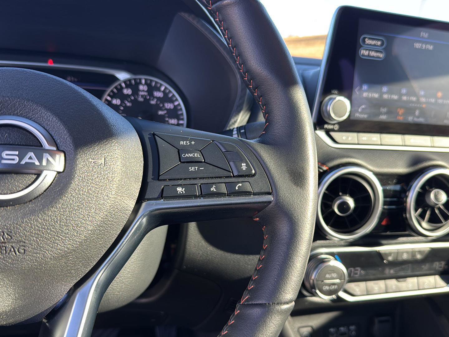 Used 2024 Nissan Sentra SR w/ SR Premium Package image 19