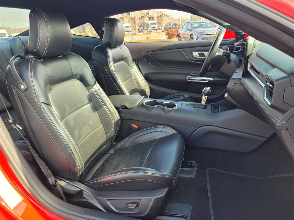 Used 2024 Ford Mustang Premium image 12