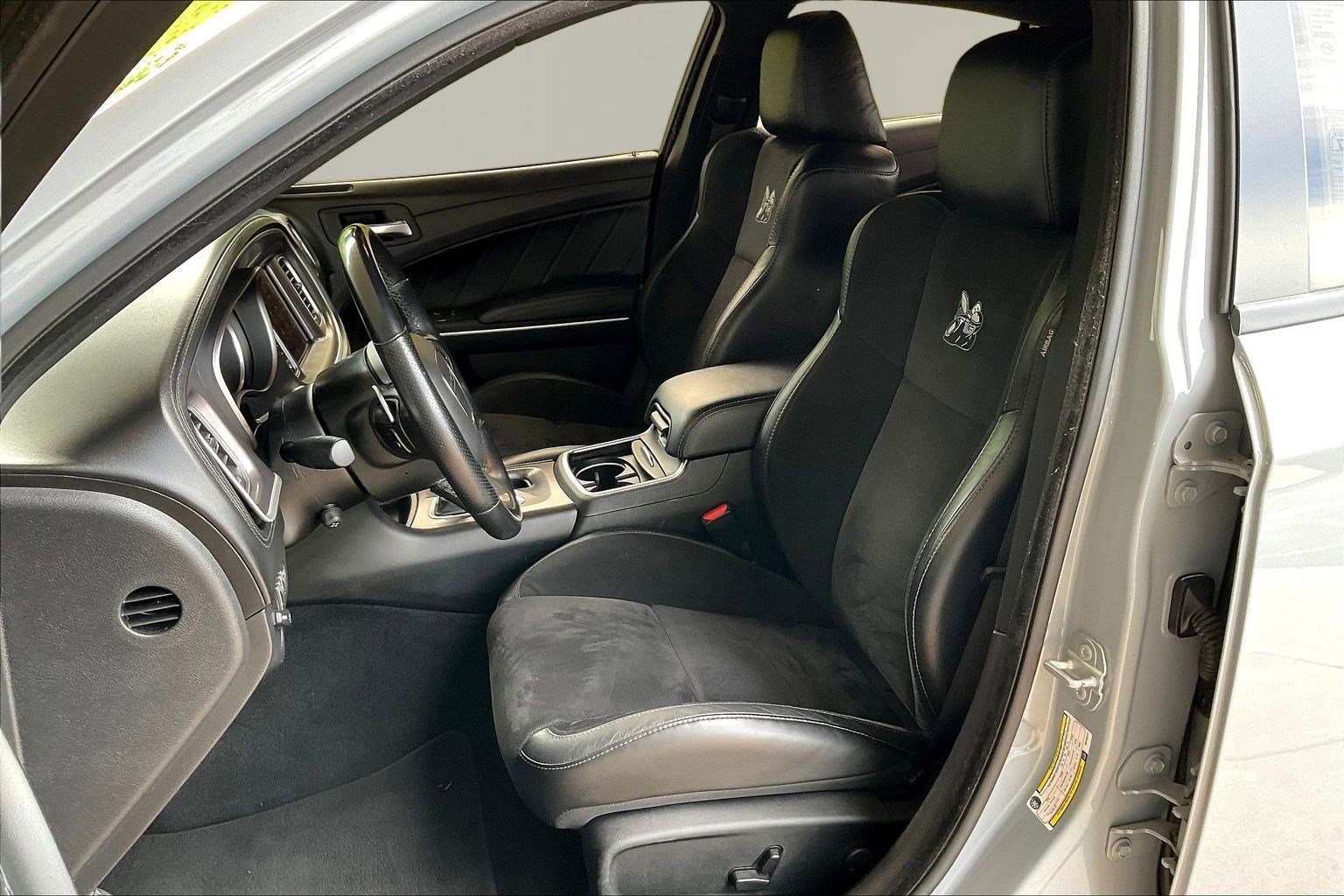 Used 2022 Dodge Charger Scat Pack w/ Plus Group RWD image 21