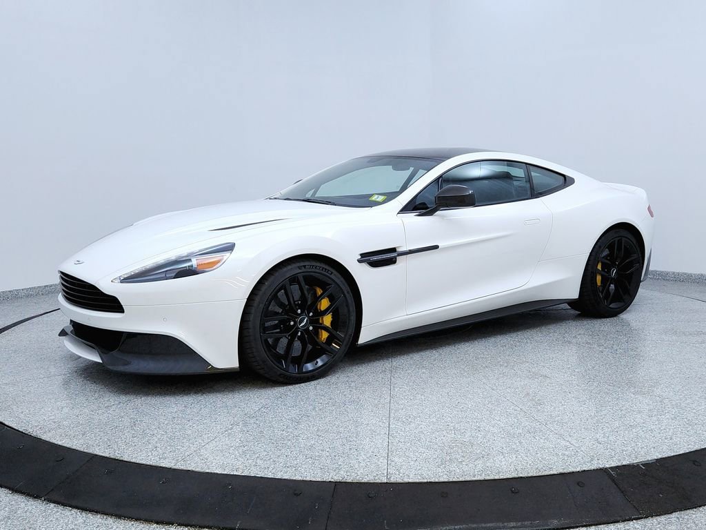 Used 2015 Aston Martin Vanquish Coupe image 41
