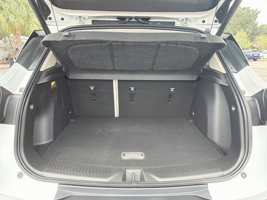 Used 2023 Buick Encore GX Select FWD image 11