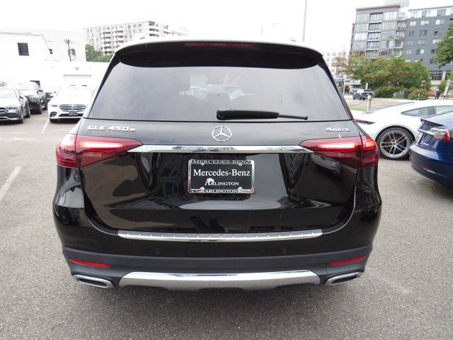 Used 2025 Mercedes-Benz GLE 450e 4MATIC w/ Driver Assistance Package image 3