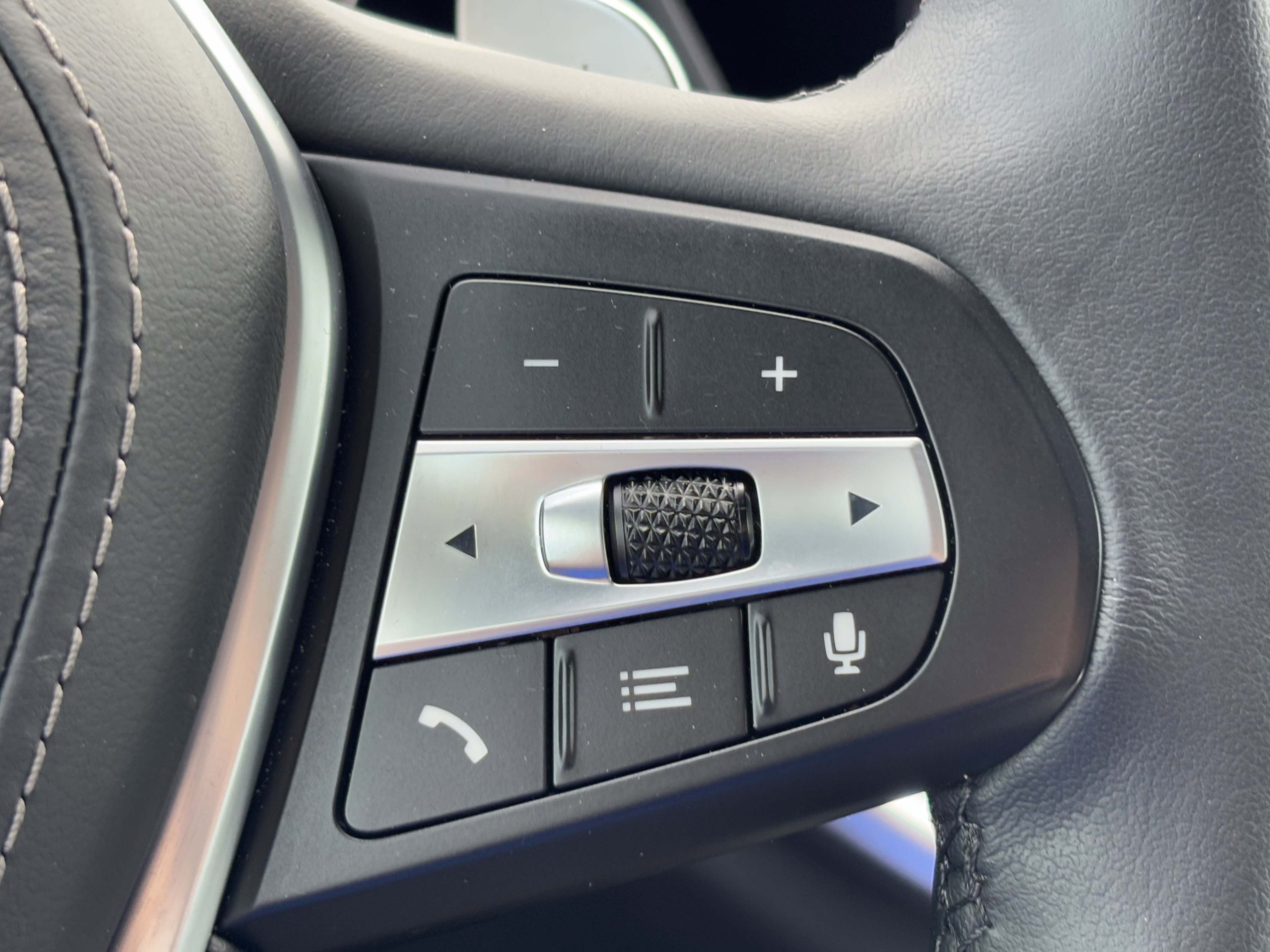 Certified 2023 BMW X5 sDrive40i w/ Premium Package image 20