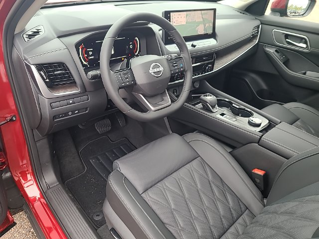 New 2026 Nissan Rogue Platinum AWD/4WD image 14