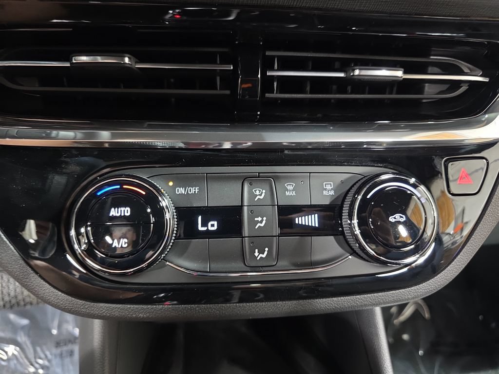 New 2026 Buick Envista Sport Touring w/ Convenience II Package FWD image 20