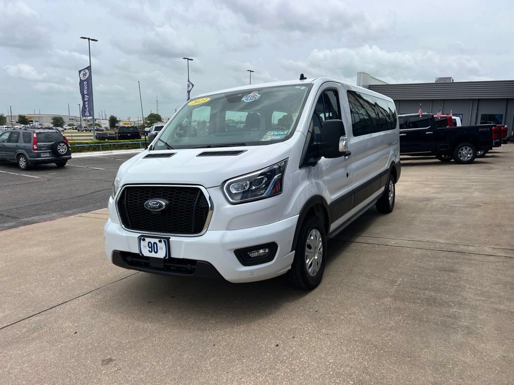 Used 2023 Ford Transit 350 XLT RWD image 5