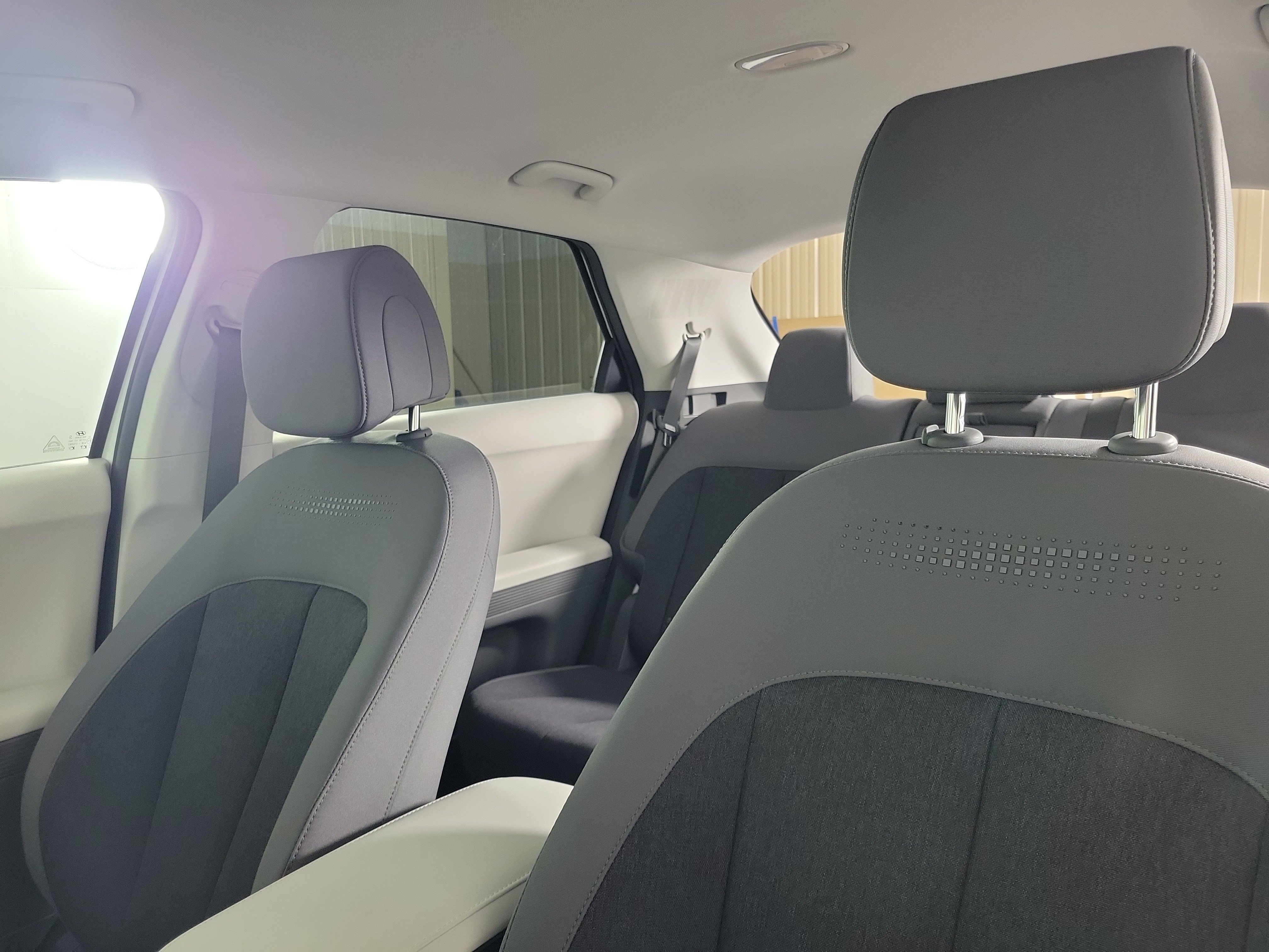 New 2026 Hyundai Ioniq 5 SE AWD/4WD image 27