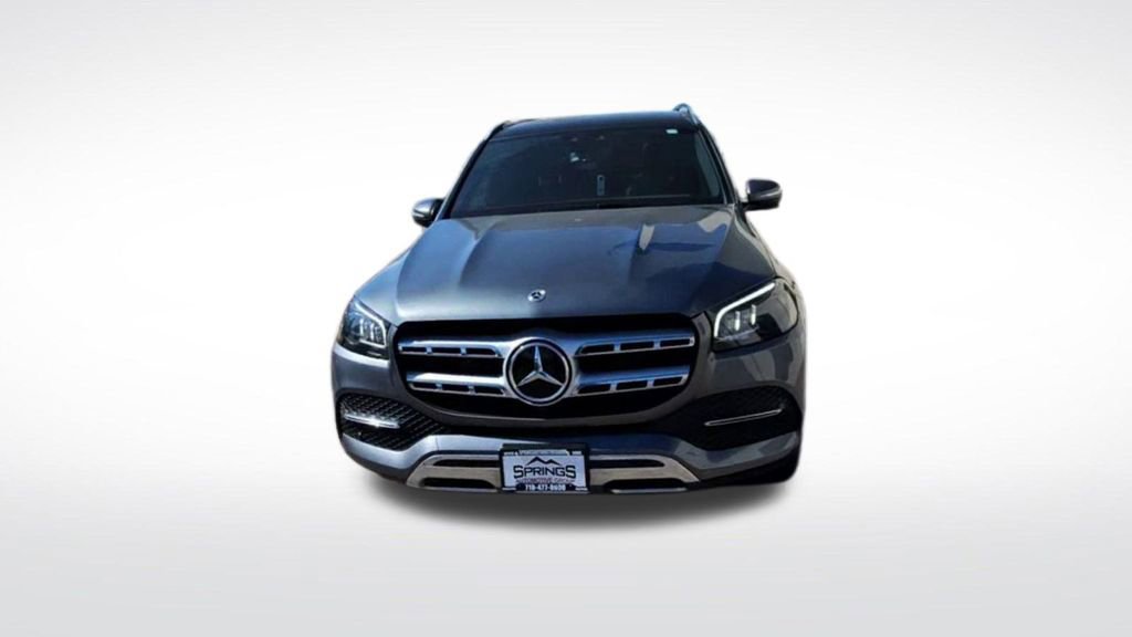 Used 2022 Mercedes-Benz GLS 450 4MATIC image 3