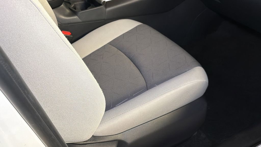 Used 2019 Toyota RAV4 XLE image 12