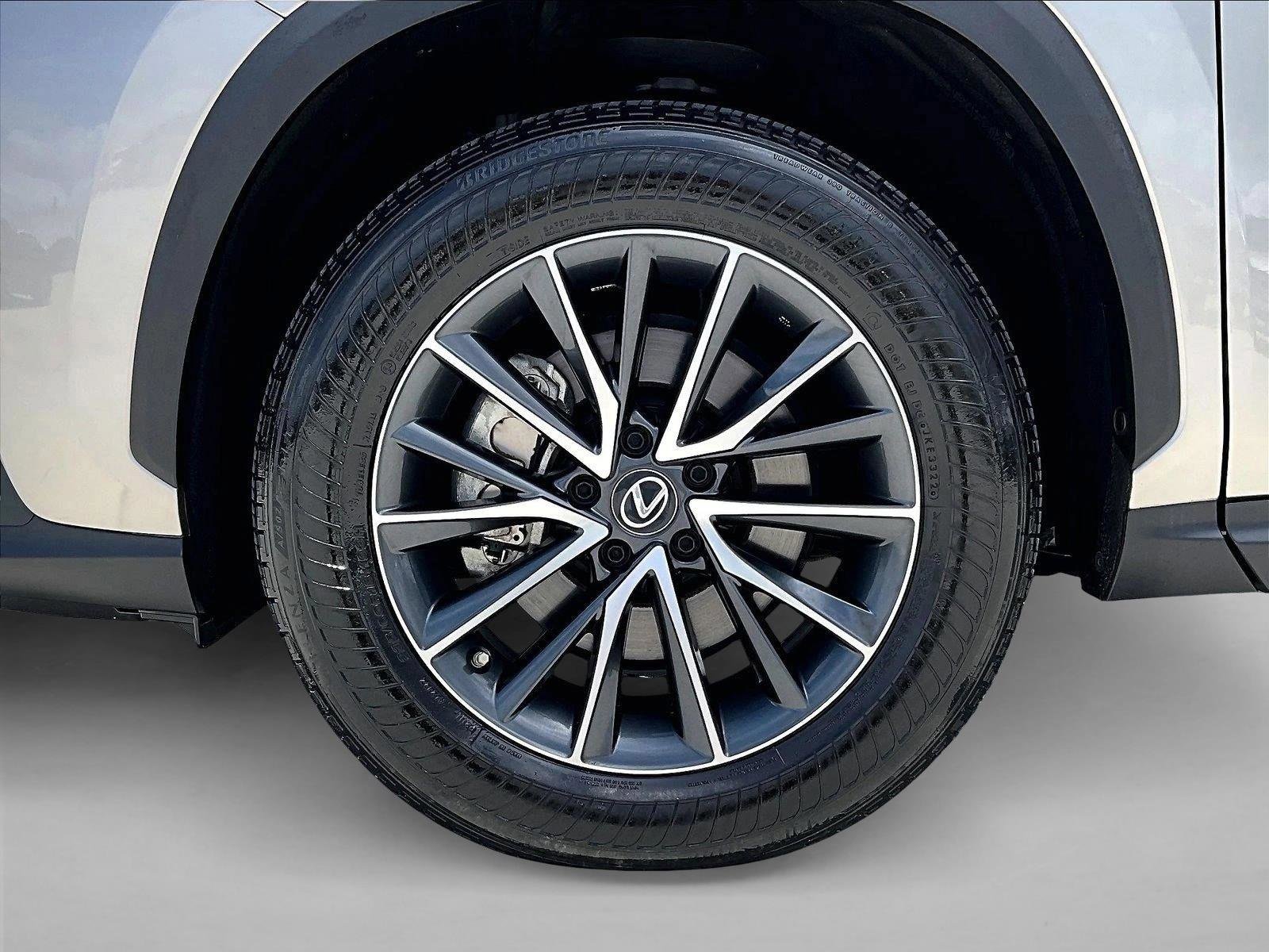 Used 2023 Lexus NX 250 FWD image 10